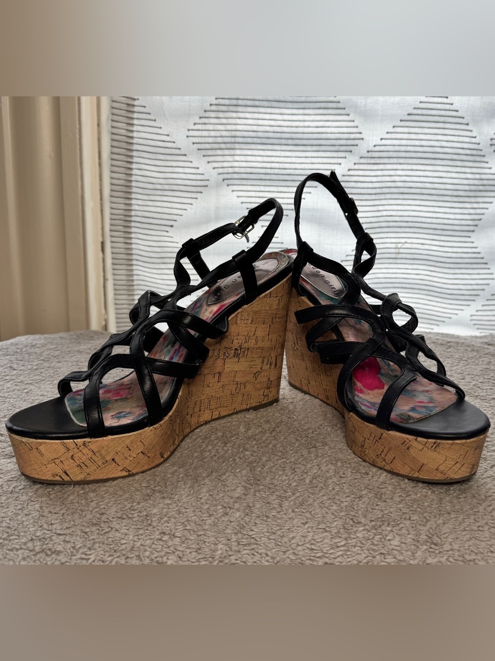 Madden Girl Women’s 8 Black Strappy Cork Wedge Sandals Buckle Closure